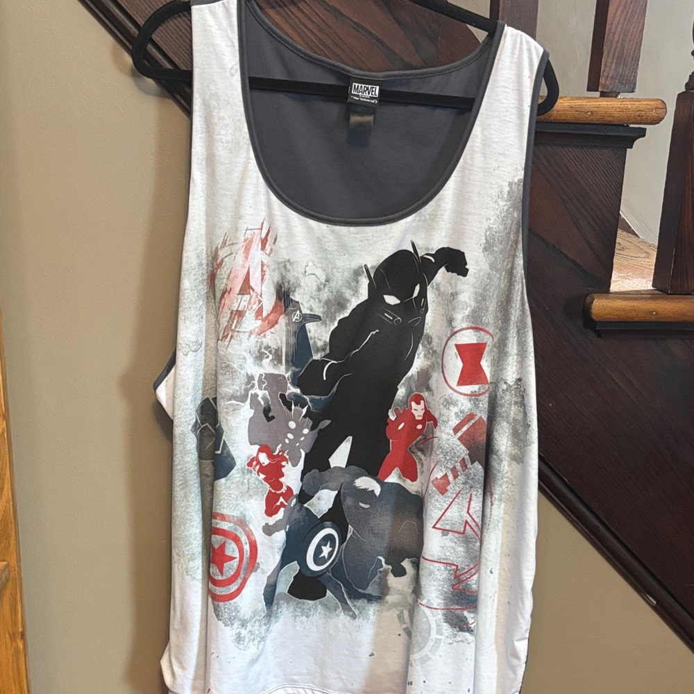 Marvel Heroic Action Tank Top - Black, Red, Gray